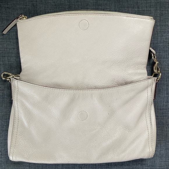 Kate Spade Cobble Hill Krista Cross Body - Picture 2 of 5